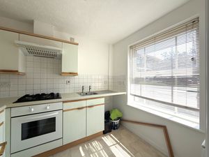 Kitchen- click for photo gallery